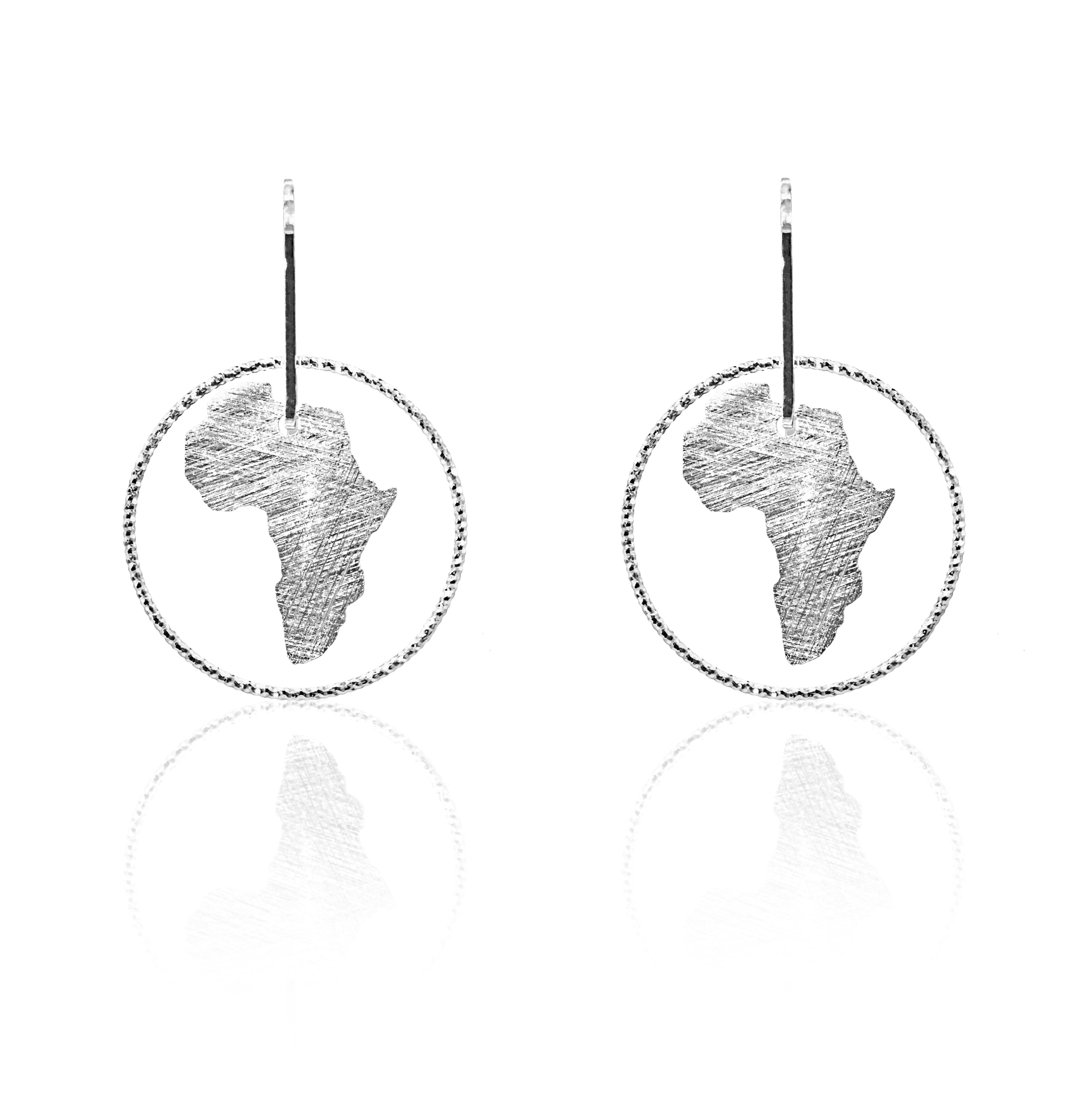 Midi Single Circle Africa Earrings