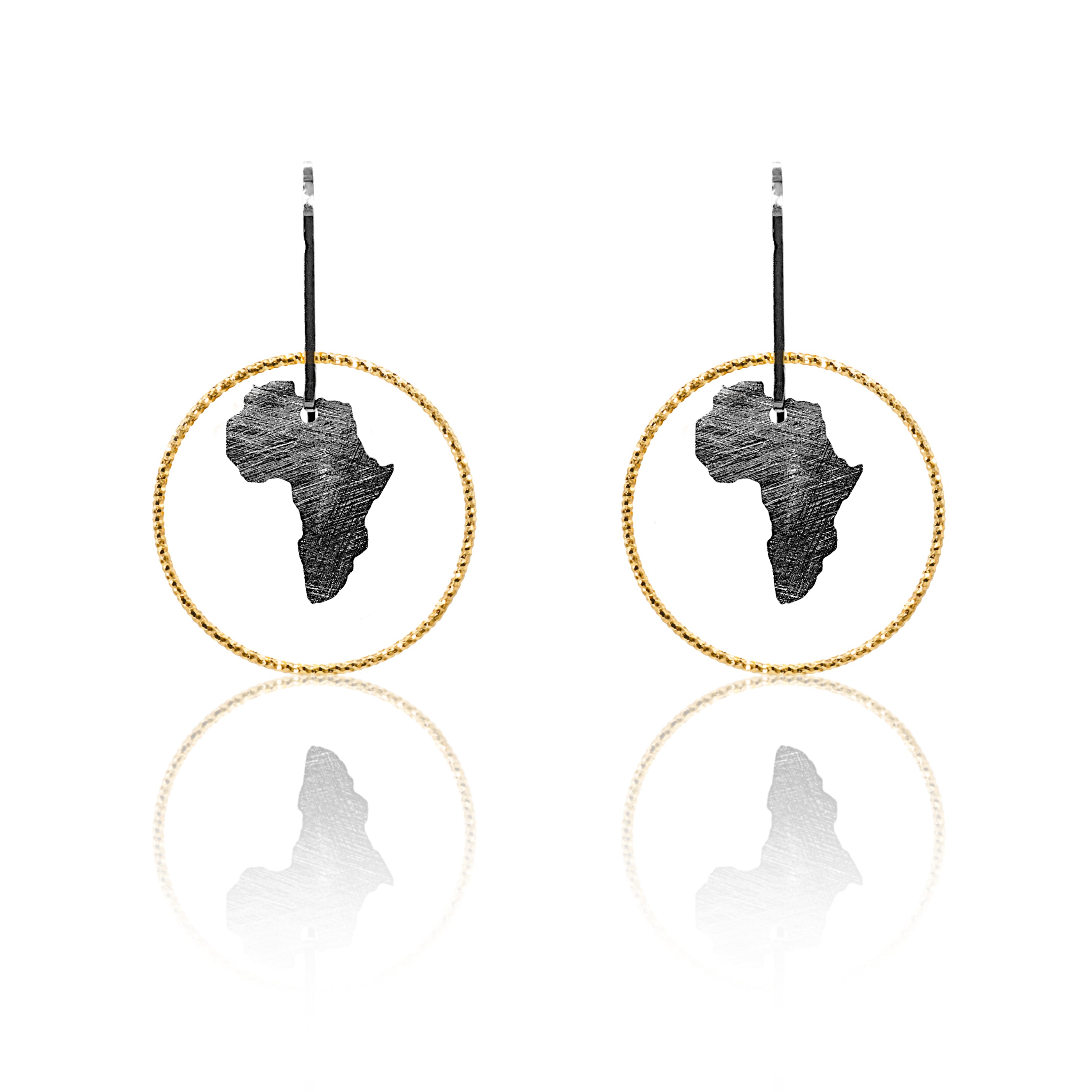 Mini Single Circle Africa Earrings