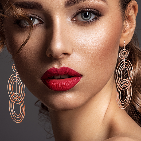 Lungo Ovale Earrings